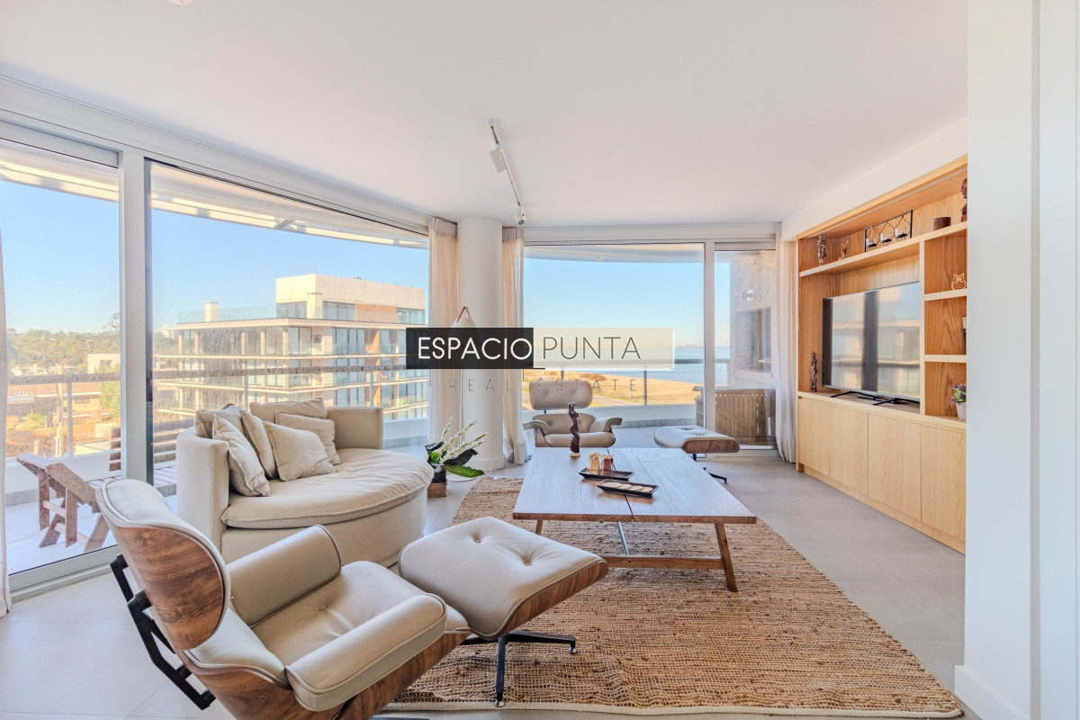 Apartamento ID.1126 - Espectacular Penthouse primera linea frente al mar Playa Mansa Pinares Punta del Este