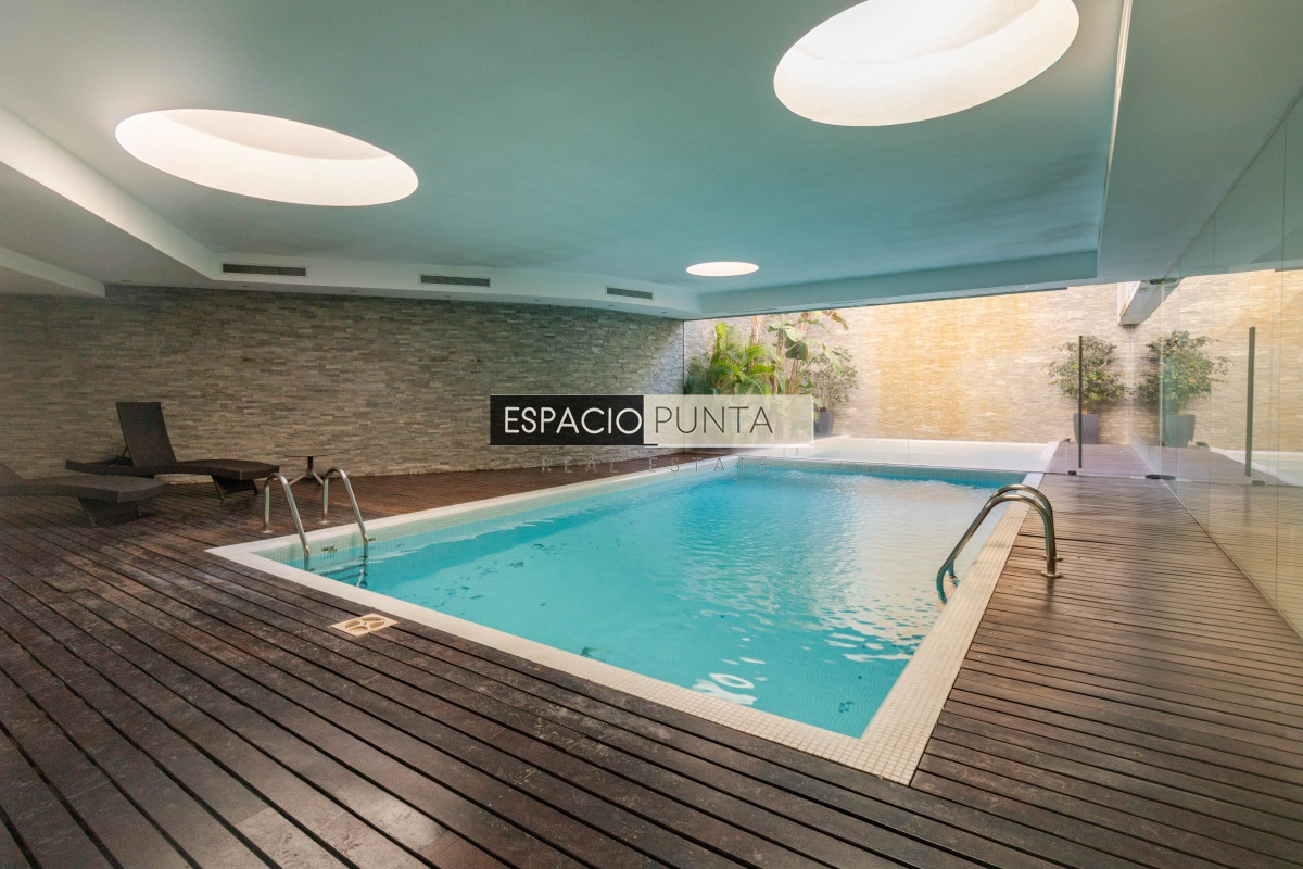 Apartamento ID.1126 - Espectacular Penthouse primera linea frente al mar Playa Mansa Pinares Punta del Este