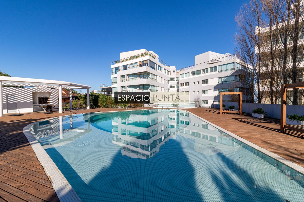 Apartamento ID.1126 - Espectacular Penthouse primera linea frente al mar Playa Mansa Pinares Punta del Este