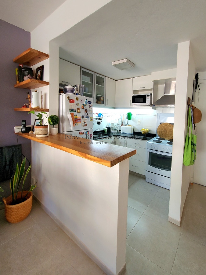 Apartamento ID.526 - Excelente Oportunidad para inversores en Punta del Este 2 dormitorios reciclado