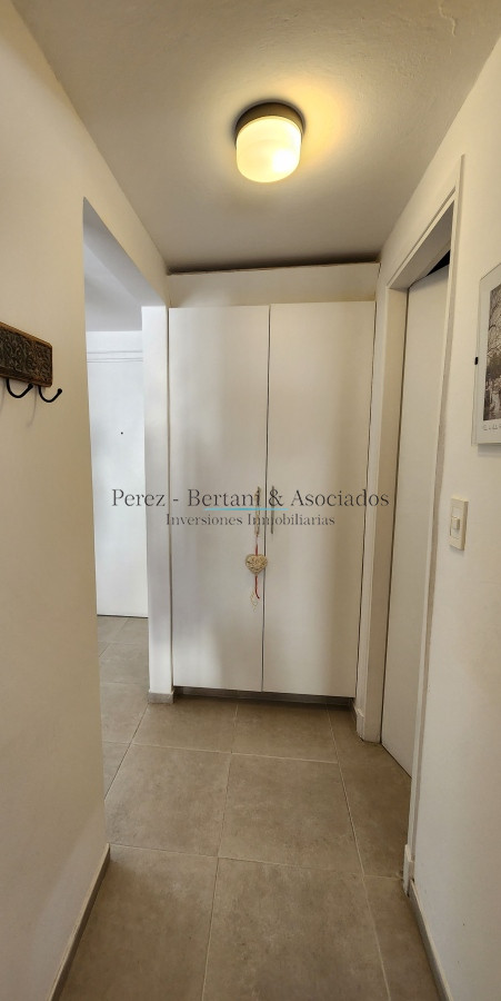 Apartamento ID.526 - Excelente Oportunidad para inversores en Punta del Este 2 dormitorios reciclado