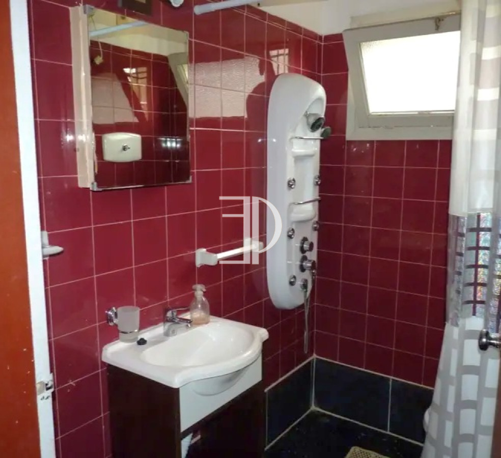 Casa ID.274 - Casa 3 dormitorios construcción tradicional con piscina Playa Mansa Punta del Este