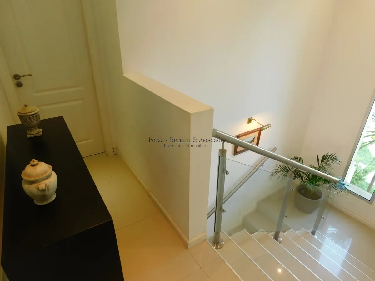 Casa ID.277 - Casa moderna con estilo minimalista