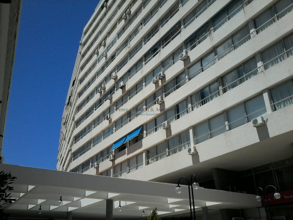 Apartamento ID.526 - Excelente Oportunidad para inversores en Punta del Este 2 dormitorios reciclado