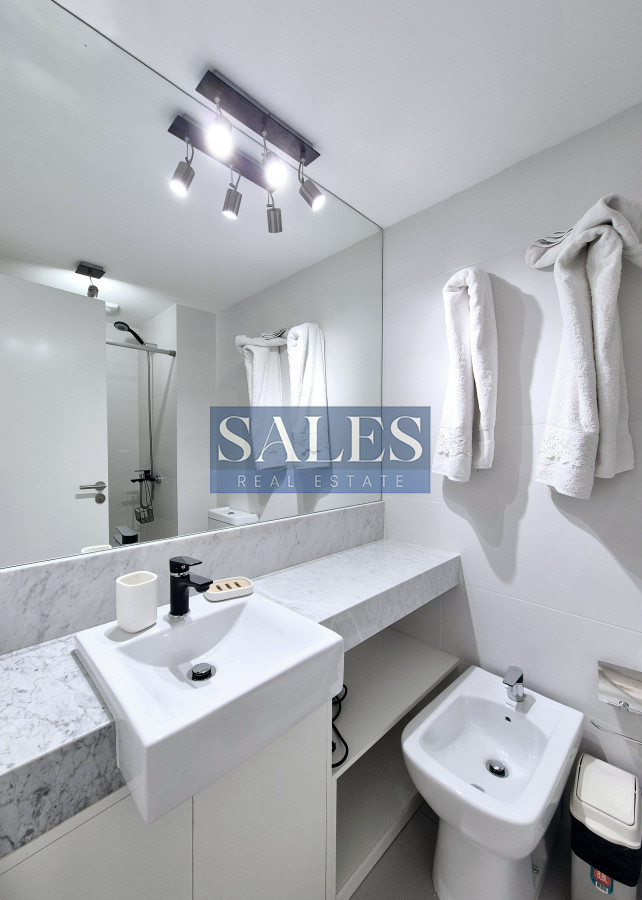Apartamento ID.1340 - Apartamento moderno piso alto vista al mar Playa Mansa Punta del Este