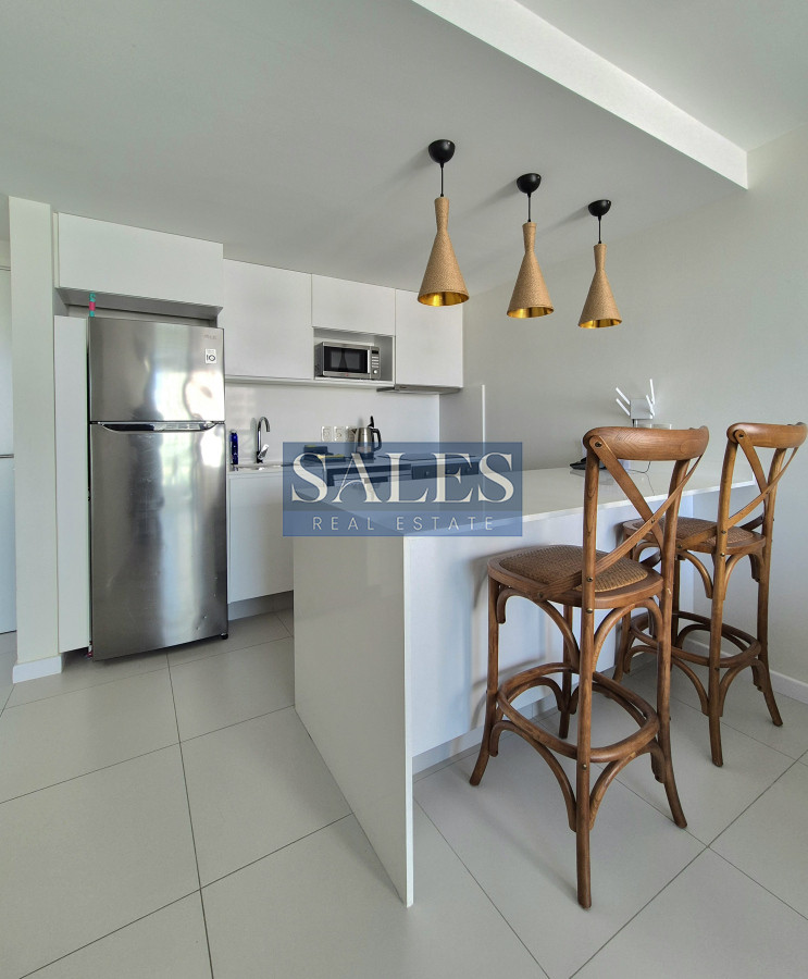 Apartamento ID.1340 - Apartamento moderno piso alto vista al mar Playa Mansa Punta del Este