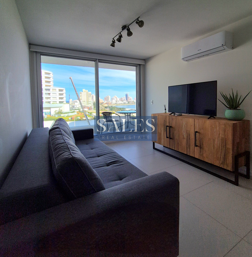Apartamento ID.1340 - Apartamento moderno piso alto vista al mar Playa Mansa Punta del Este