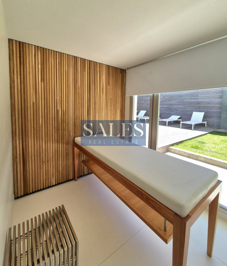 Apartamento ID.1340 - Apartamento moderno piso alto vista al mar Playa Mansa Punta del Este