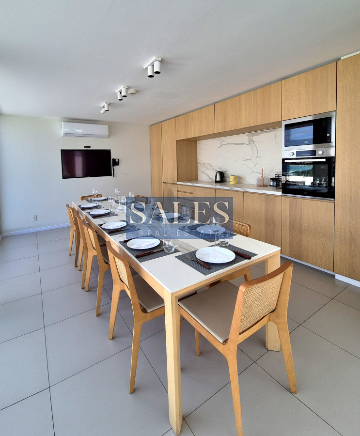 Apartamento ID.1340 - Apartamento moderno piso alto vista al mar Playa Mansa Punta del Este