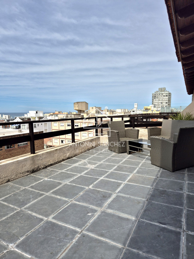 Apartamento ID.1869 - Oportunidad Duplex-Penthouse Península 3 dormitorios 2 baños garage