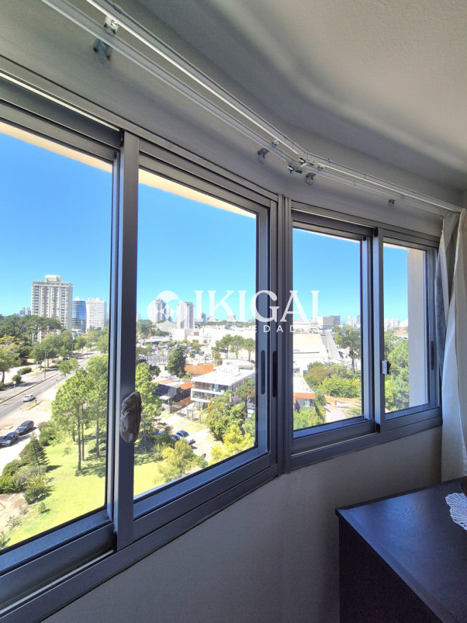 Apartamento ID.1040 - Apartamento de 3 dormitorios terraza garage piscina Punta Shopping Punta del Este