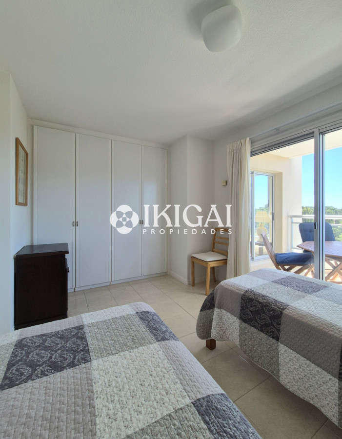 Apartamento ID.1040 - Apartamento de 3 dormitorios terraza garage piscina Punta Shopping Punta del Este