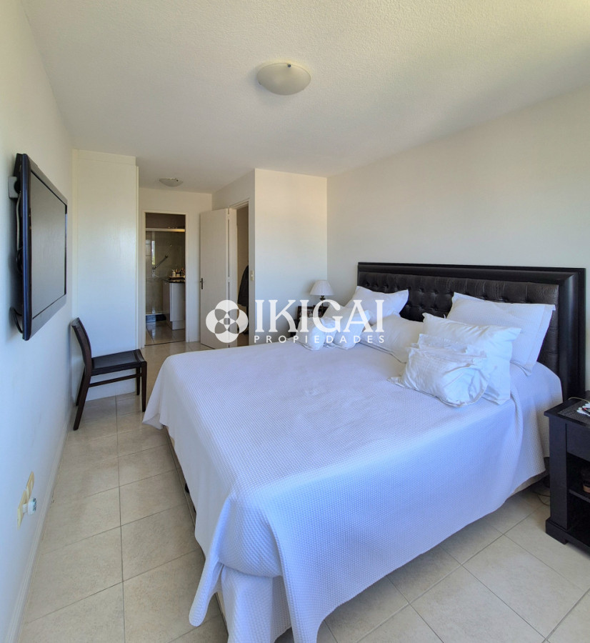 Apartamento ID.1040 - Apartamento de 3 dormitorios terraza garage piscina Punta Shopping Punta del Este