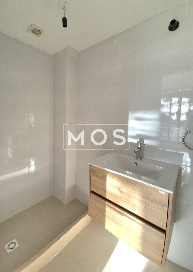 Apartamento ID.2787 - Alquiler anual y venta apartamento 2 dormitorios con parrillero a estrenar 200mts del mar Playa Mansa