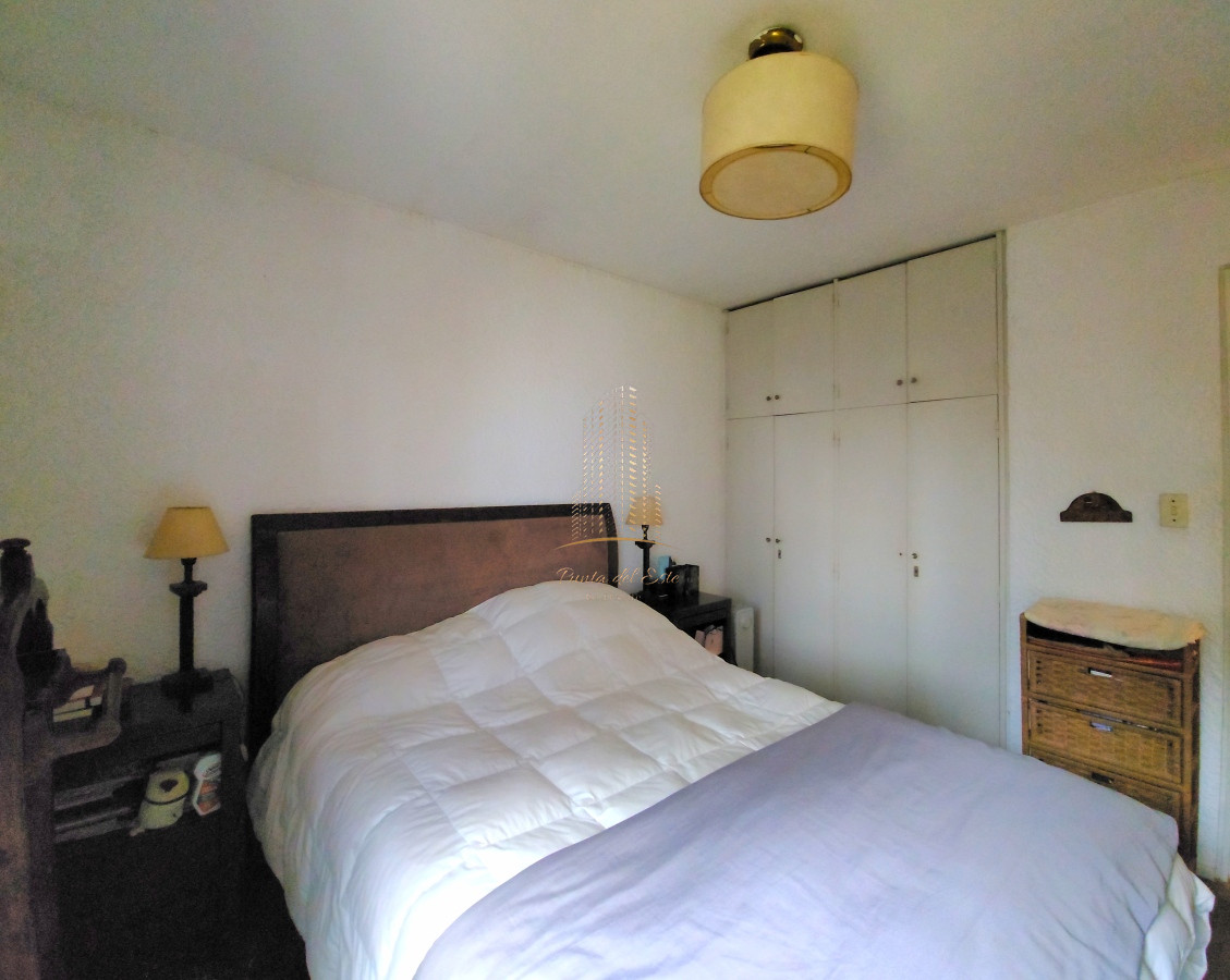 Apartamento ID.500 - Apartamento en venta de 2 dormitorios 2 baños terraza cochera y estufa a leña Aidy Grill Punta del Este
