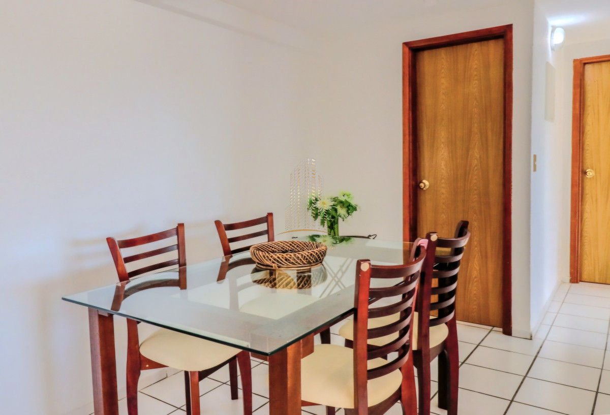 Apartamento ID.505 - Apartamento 2 dormitorios con garage y servicios Punta del Este