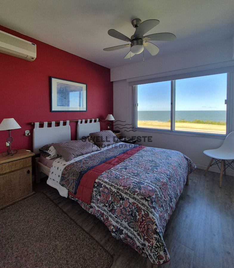 Apartamento ID.113 - Apartamento reciclado 2 dormitorios frente al mar primera línea terraza cochera Playa Mansa Pinares