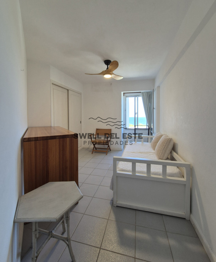 Apartamento ID.113 - Apartamento reciclado 2 dormitorios frente al mar primera línea terraza cochera Playa Mansa Pinares