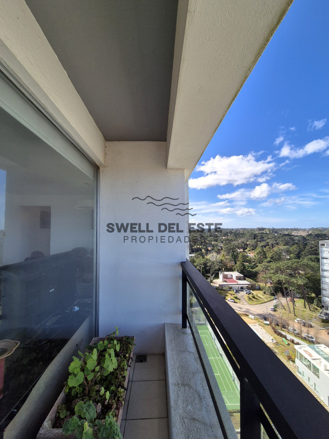 Apartamento ID.228 - Aaprtamento moderno piso alto 3 dormitorios 2 baños terraza con espectacular vista al mar garage venta Punta del Este 
