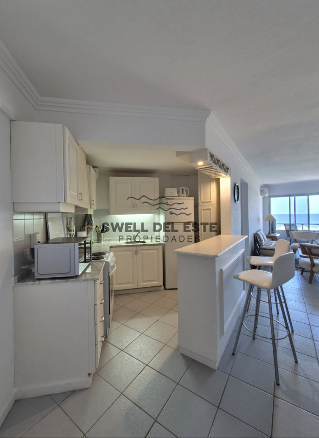 Apartamento ID.113 - Apartamento reciclado 2 dormitorios frente al mar primera línea terraza cochera Playa Mansa Pinares