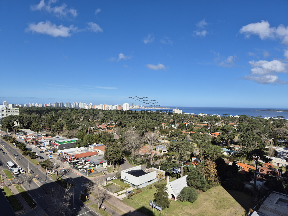 Apartamento ID.228 - Aaprtamento moderno piso alto 3 dormitorios 2 baños terraza con espectacular vista al mar garage venta Punta del Este 
