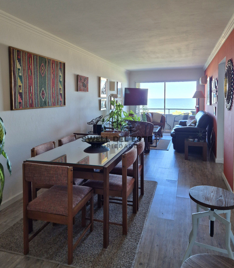 Apartamento ID.113 - Apartamento reciclado 2 dormitorios frente al mar primera línea terraza cochera Playa Mansa Pinares