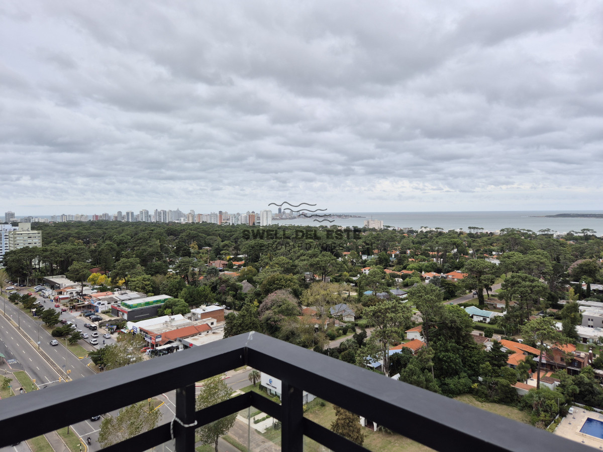 Apartamento ID.41 - Oportunidad apartamento moderno piso alto 3 dormitorios 2 baños terraza con vista al mar garage venta Punta del Este Jardines del Country
