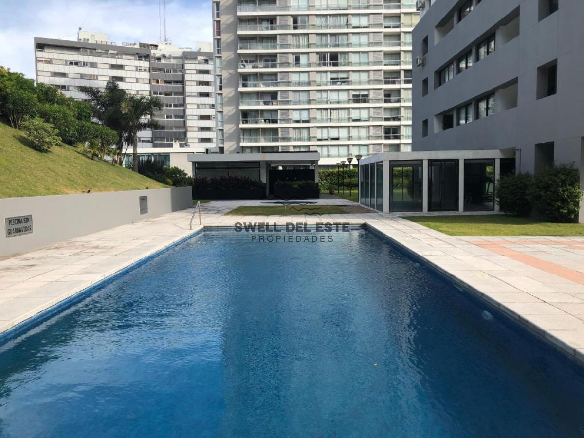 Apartamento ID.41 - Oportunidad apartamento moderno piso alto 3 dormitorios 2 baños terraza con vista al mar garage venta Punta del Este Jardines del Country