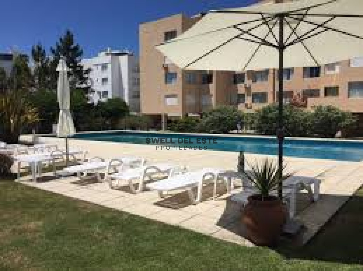 Apartamento ID.113 - Apartamento reciclado 2 dormitorios frente al mar primera línea terraza cochera Playa Mansa Pinares