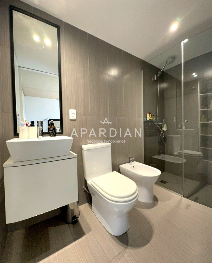 Apartamento ID.21099235 - Penthouse de 2 dormitorios moderno + barbacoa uso exclusiva Playa Mansa Punta del Este