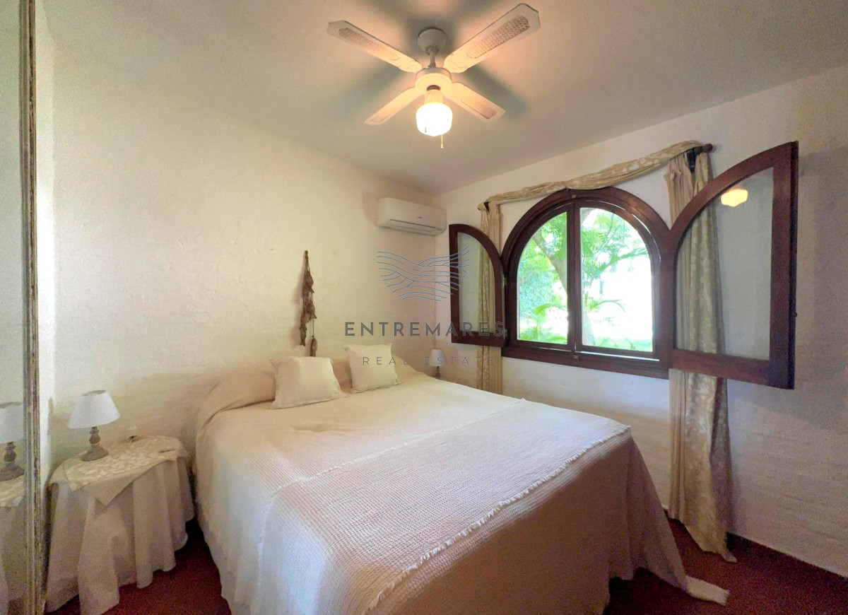 Casa ID.124 - Casa 2 dormitorios + 2 dependencias completas en Pinares con piscina climatizada y barbacoa cercana al mar Punta del Este