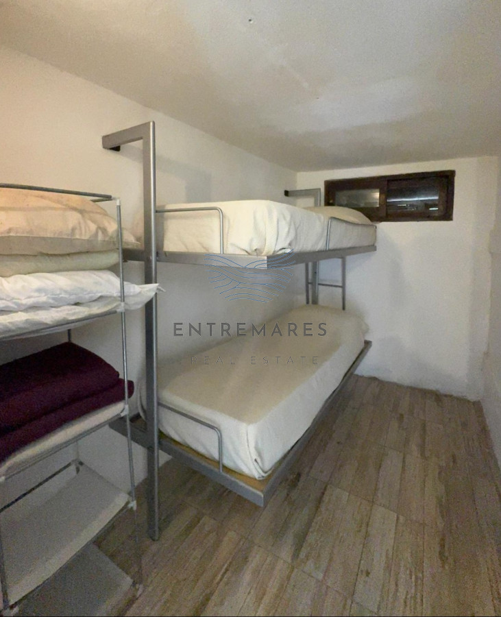 Casa ID.124 - Casa 2 dormitorios + 2 dependencias completas en Pinares con piscina climatizada y barbacoa cercana al mar Punta del Este