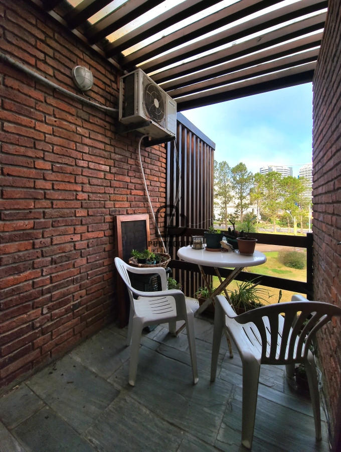 Apartamento ID.1442 - OPORTUNIDAD en venta, 2 dormitorios 2 baños