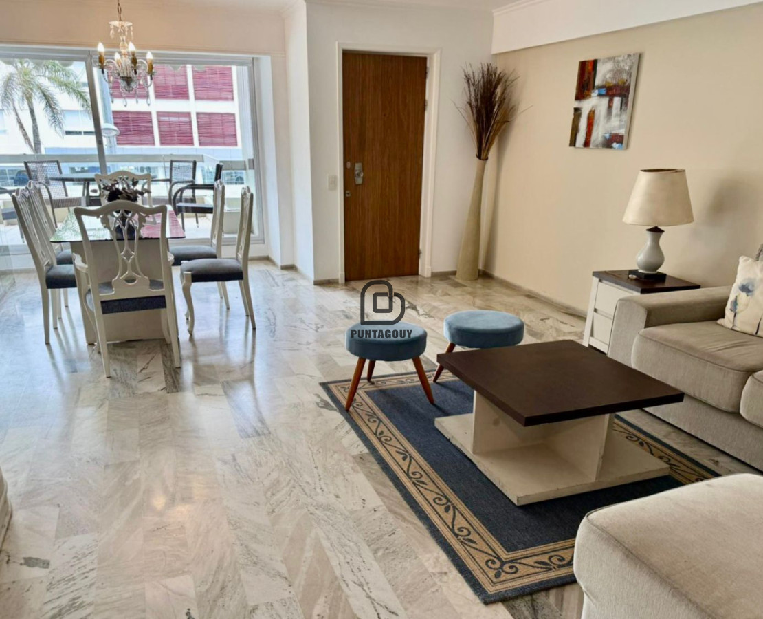 Apartamento ID.1863 - Venta 3 dormitorios con terraza a pasos del puerto Península 