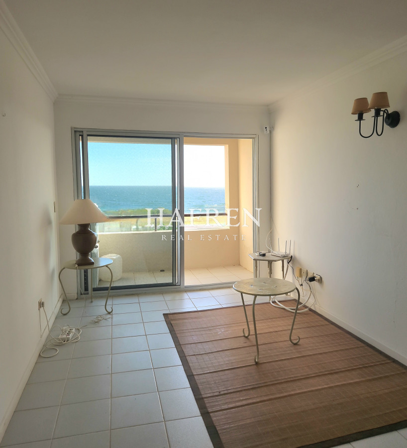 Apartamento ID.97 - Apartamento 2 dormitorios frente al mar primera línea Playa Mansa Pinares