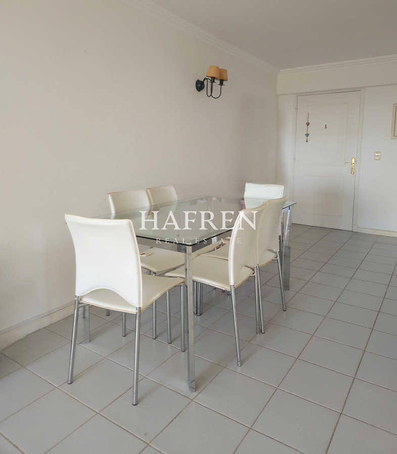 Apartamento ID.97 - Apartamento 2 dormitorios frente al mar primera línea Playa Mansa Pinares