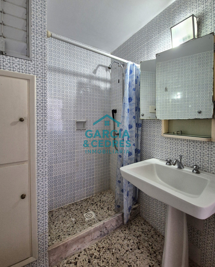 Apartamento ID.317 - Apartamento con vista al mar 2 dormitorios con garage en Península Punta del Este 