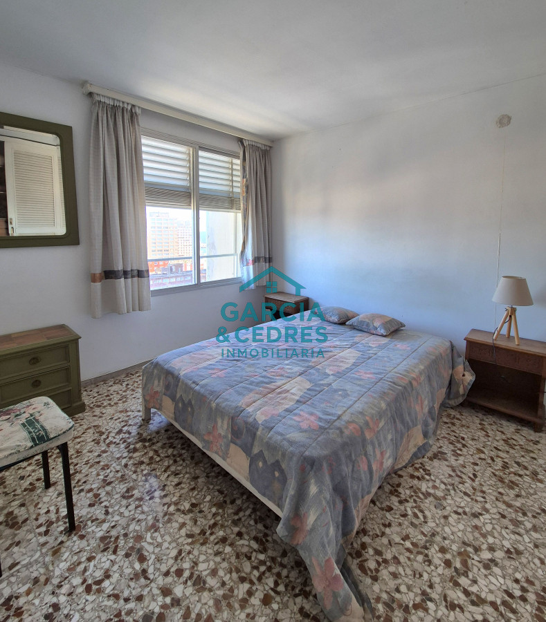 Apartamento ID.317 - Apartamento con vista al mar 2 dormitorios con garage en Península Punta del Este 