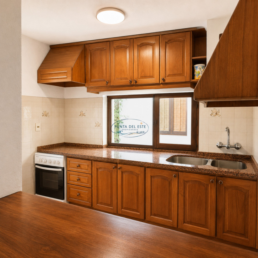 Casa ID.156 - Casa 3 dormitorios con piscina y barbacoa cercana al mar Pinares Punta del Este 