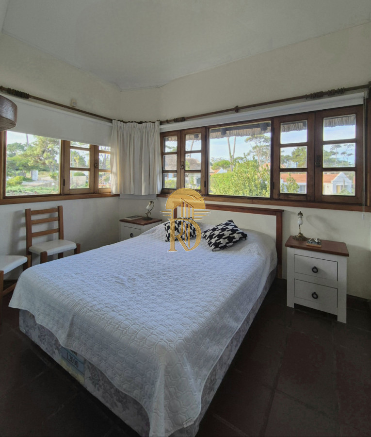Casa 3 dormitorios Pinares 50mts del mar excelente estado -id-779-23