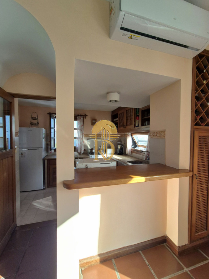 Casa 3 dormitorios Pinares 50mts del mar excelente estado -id-779-11