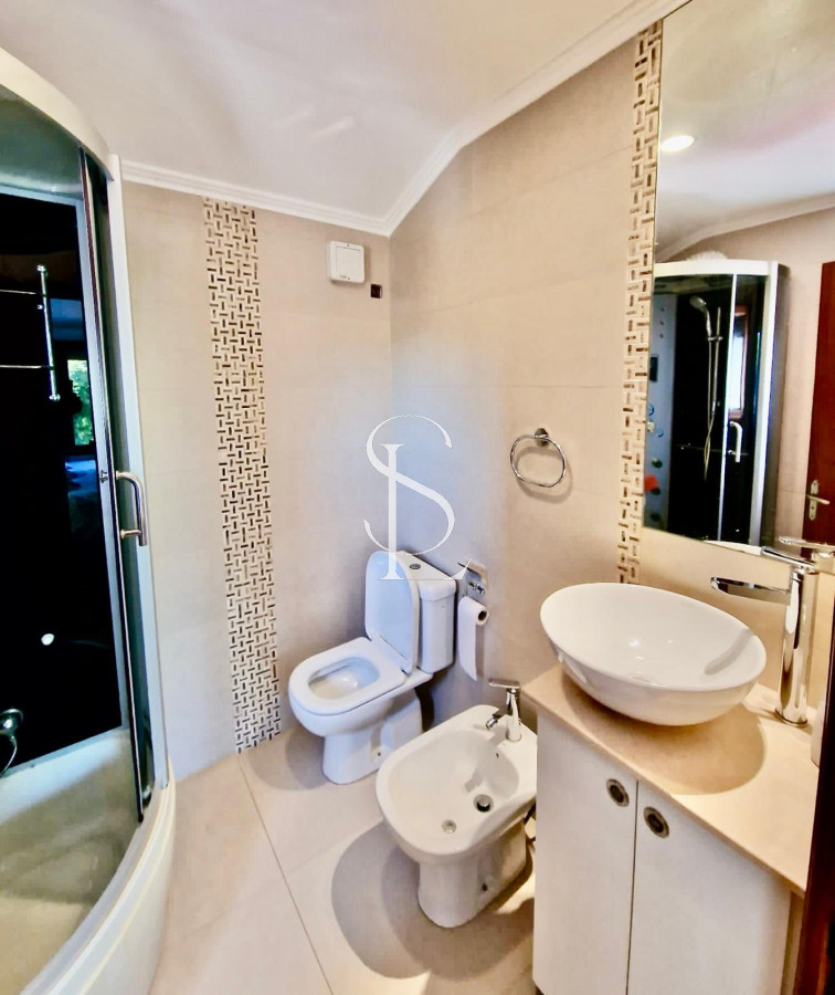 Casa ID.165 - Casa en venta de 3 dormitorios moderna Punta del Este losa radiante 