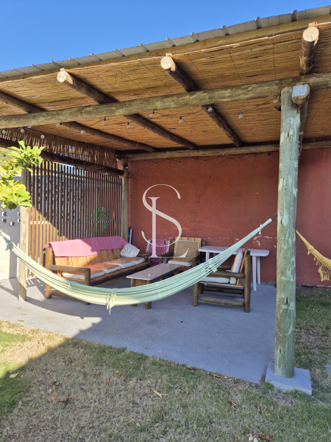 Casa ID.165 - Casa en venta de 3 dormitorios moderna Punta del Este losa radiante 