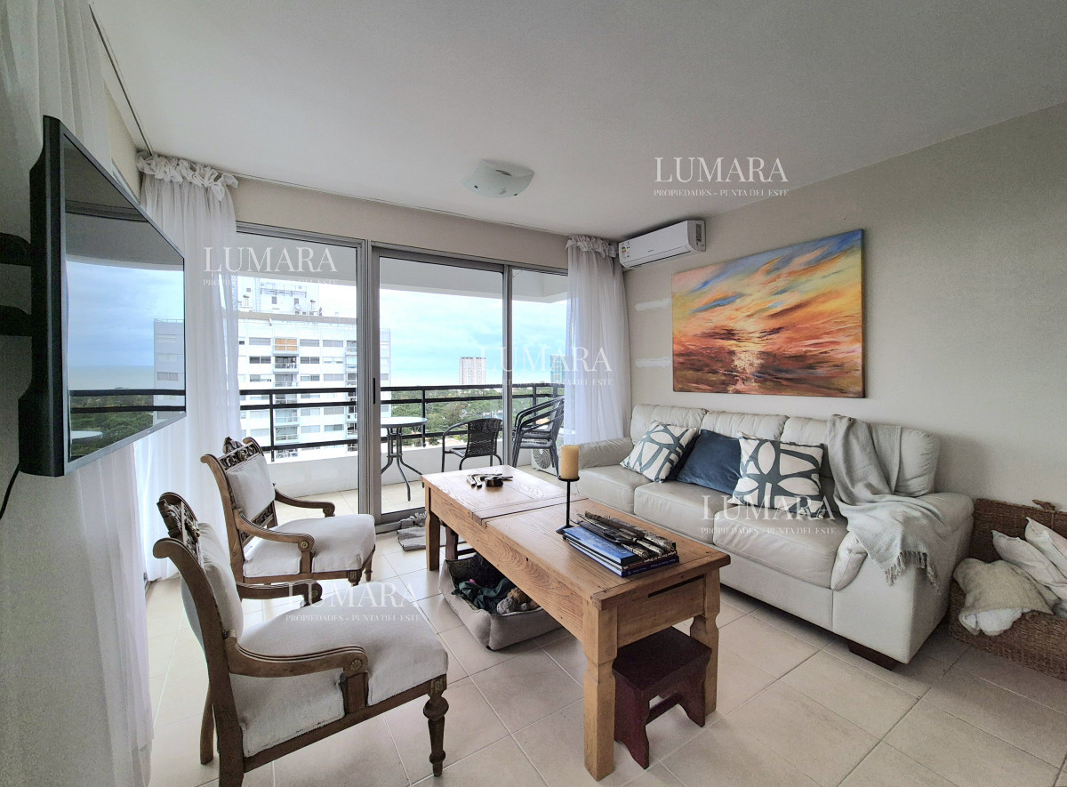 Apartamento ID.1346 - Oportunidad apartamento moderno piso alto 3 dormitorios 2 baños terraza con vista al mar garage venta Punta del Este Jardines del Country