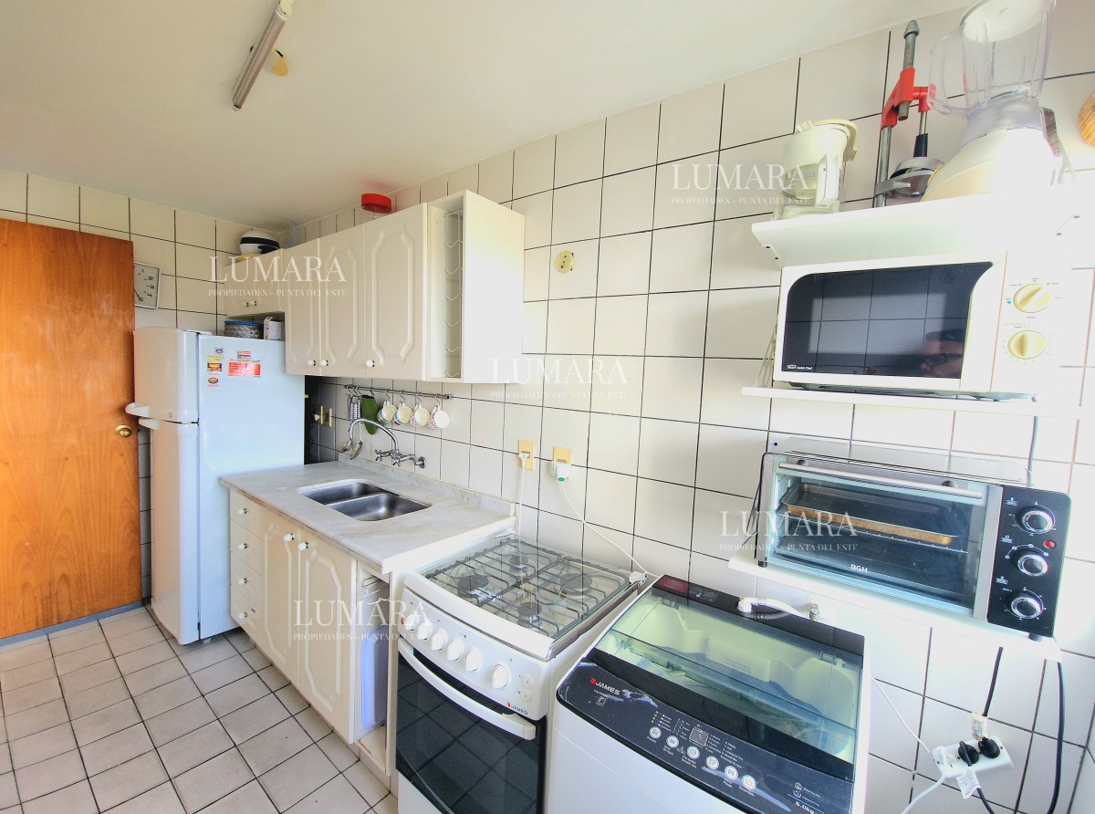 Apartamento ID.1145 - Oportunidad en zona Conrad a sólo 200mts del mar en parada 4 de Playa Mansa Punta del Este