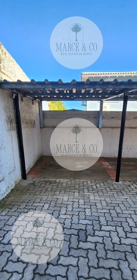 Apartamento ID.2207 - Oportunidad Apartamento 2 dormitorios parrillero estufa a leña cochera bajos gastos Playa Mansa