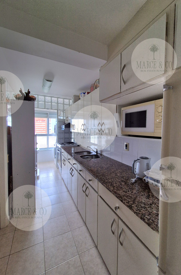 Apartamento ID.829 - Apartamento piso alto 3 dormitorios terraza garage con vista al mar Península Punta del Este