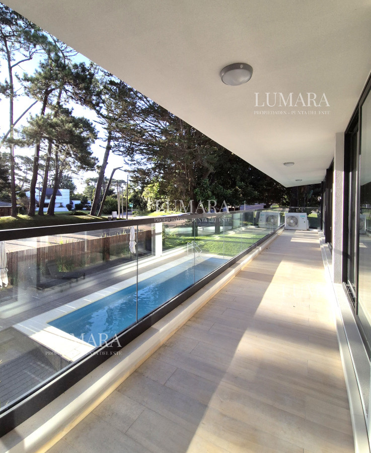 Apartamento ID.487 - Alquiler anual apartamento 2 dormitorios con parrillero a estrenar 200mts del mar Playa Mansa