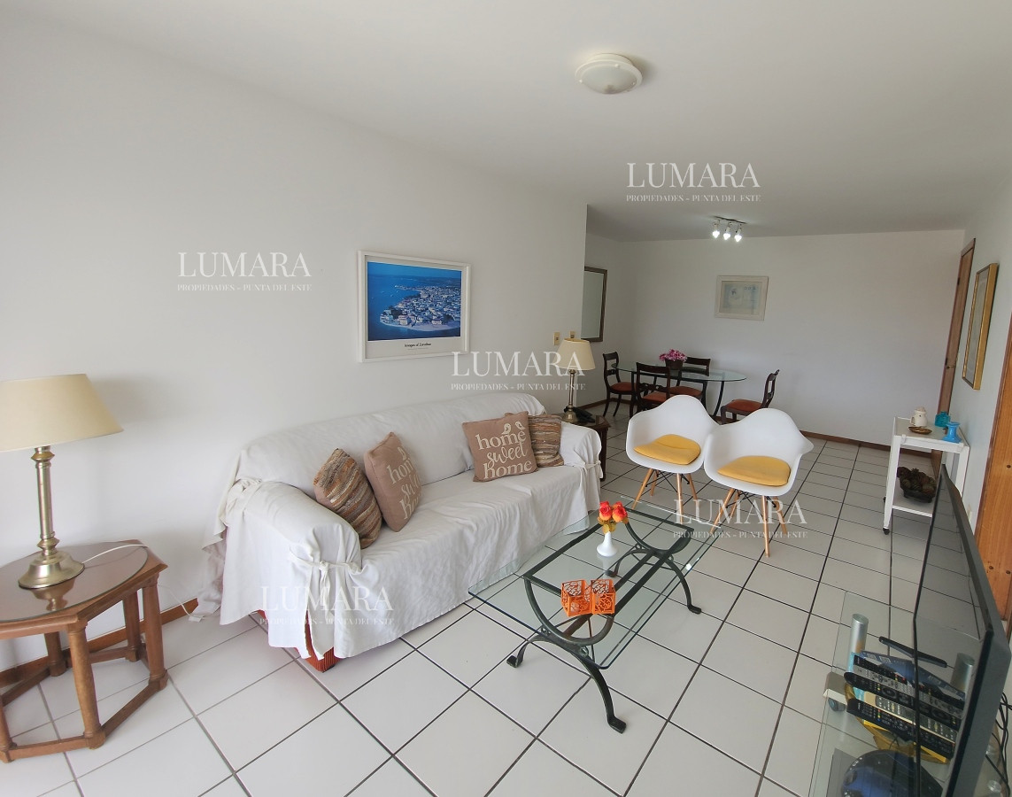 Apartamento ID.1145 - Oportunidad en zona Conrad a sólo 200mts del mar en parada 4 de Playa Mansa Punta del Este