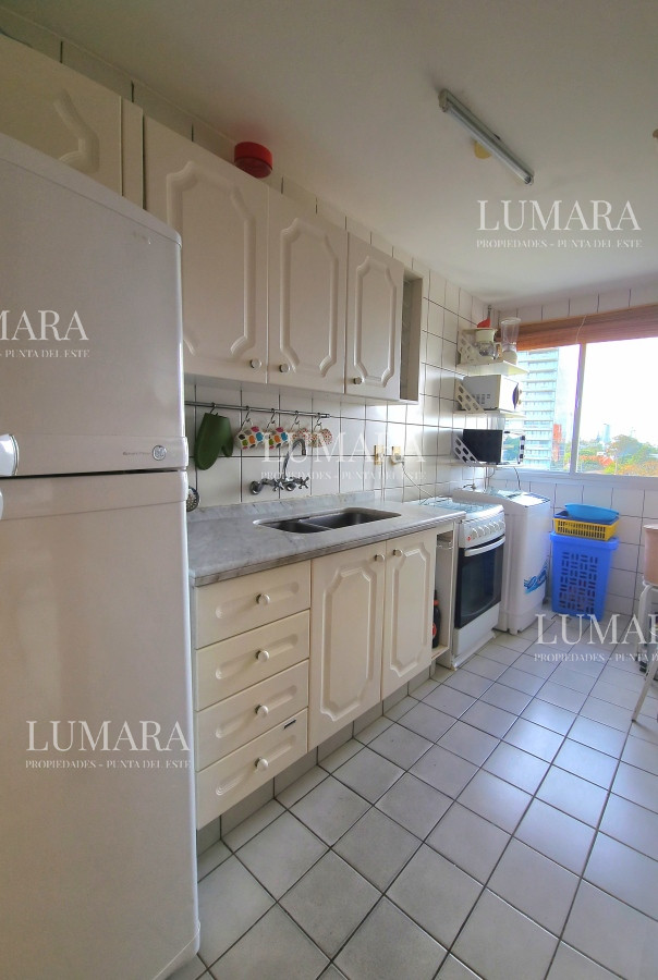 Apartamento ID.1145 - Oportunidad en zona Conrad a sólo 200mts del mar en parada 4 de Playa Mansa Punta del Este